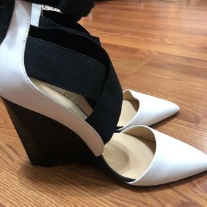 gorgeous white shoes